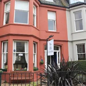 canadale-guest-house.edinburghhotelsuk.org/